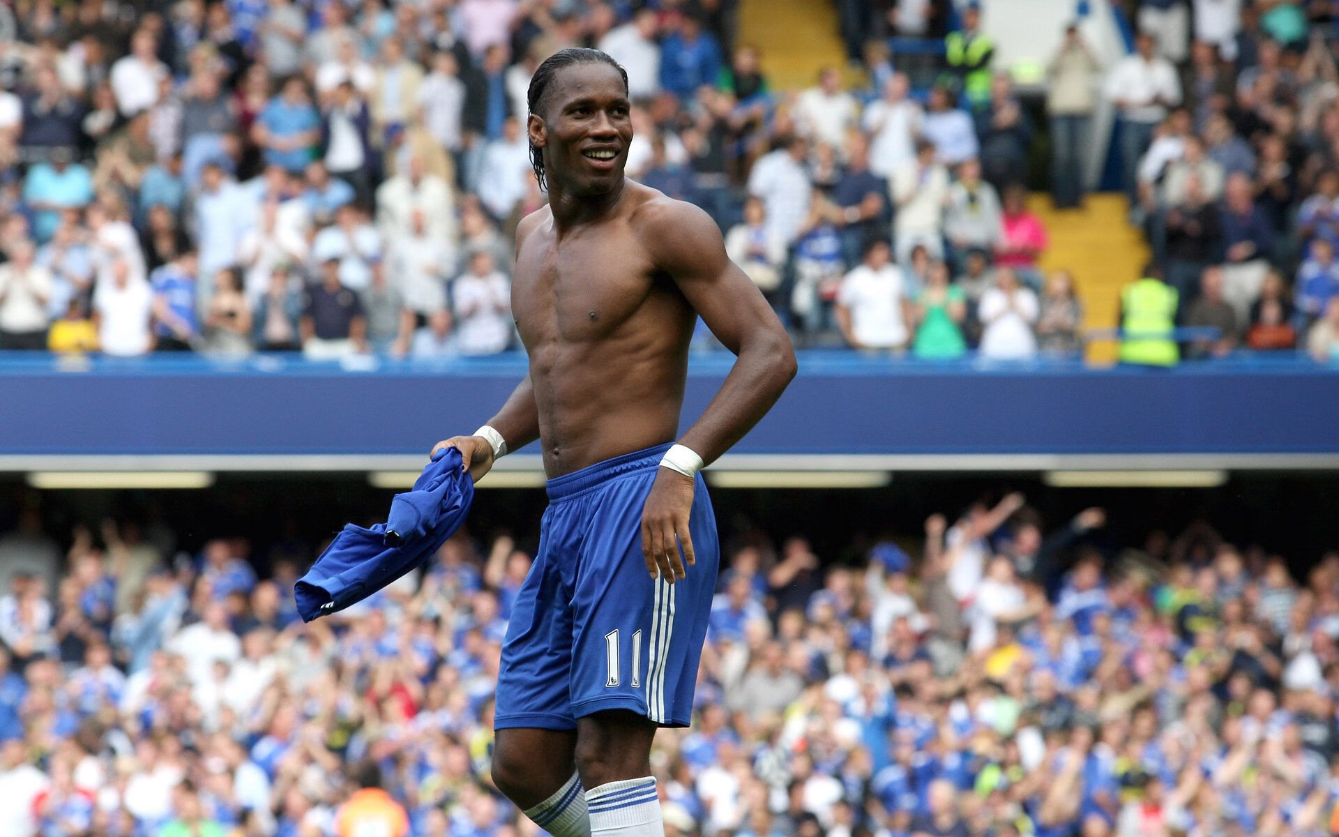 猛龙封锁雄鹿,利拉德成为关键先生